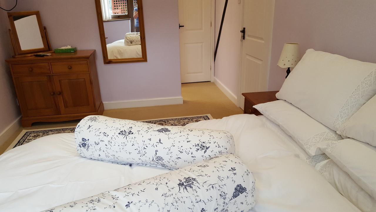 Pewsey Follets B&B מראה חיצוני תמונה